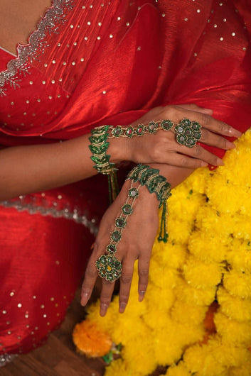 Aarzoo Dabka Handcrafted Bridal Set With Resham Work and Mirror detailing