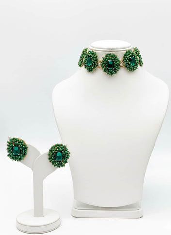 Mogra Noor – Emerald Green Crystal Studded Handcrafted Mogra Beaded Chokar Jewellery Set