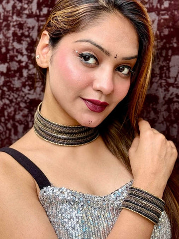 Black Handcrafted Beaded Chokar & Bracelet Jewellery Set