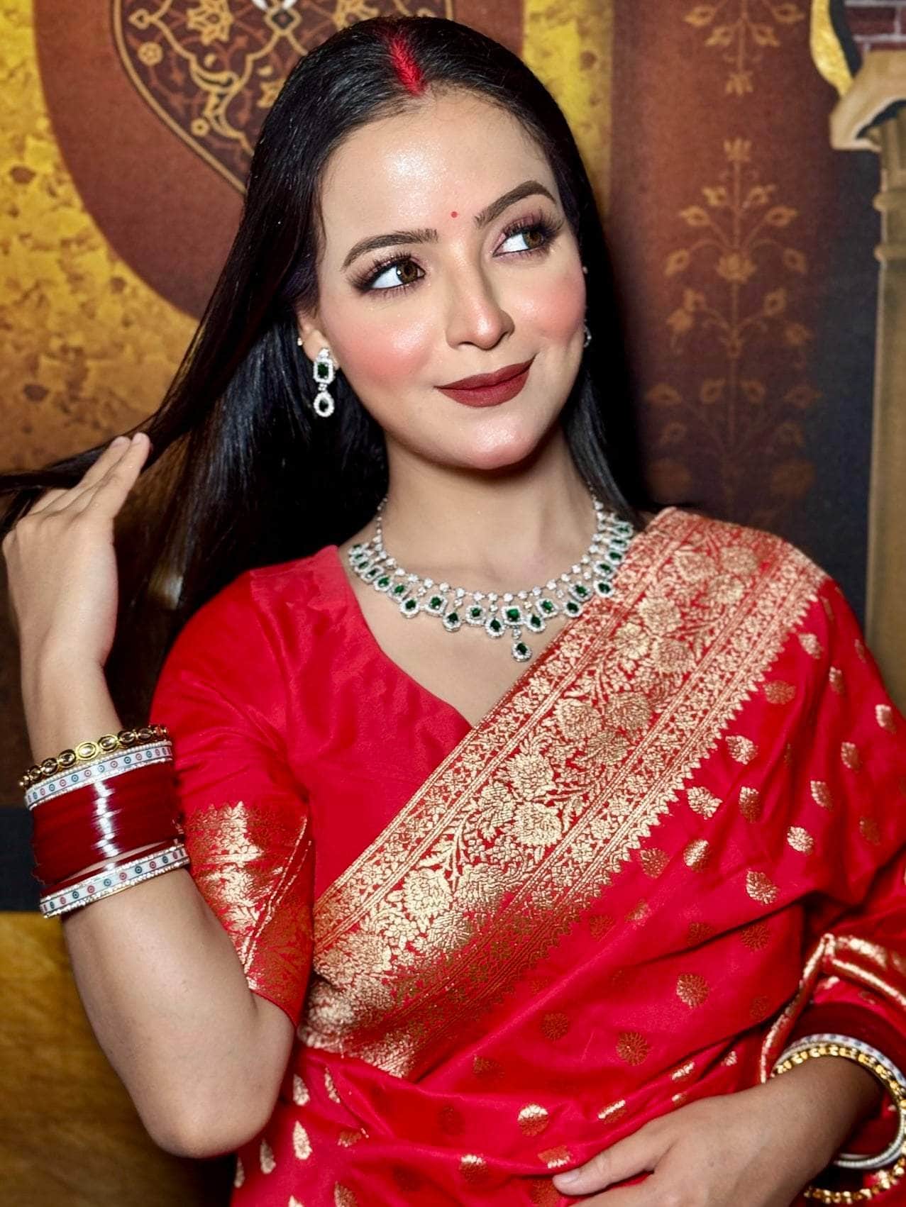 Ananya : Karwa Chauth Special Premium Quality AD Jadau Jewellery Set