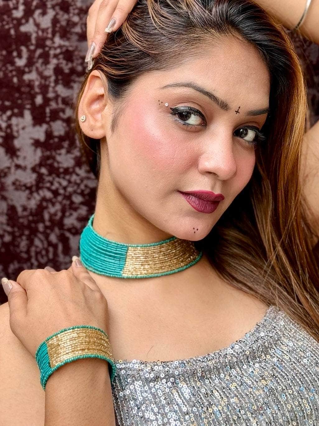 Turquoise Handcrafted Beaded Chokar & Bracelet Jewellery Set