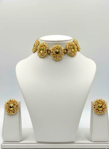 Mogra Noor – Ivory Glow Crystal Studded Handcrafted Mogra Beaded Chokar Jewellery Set