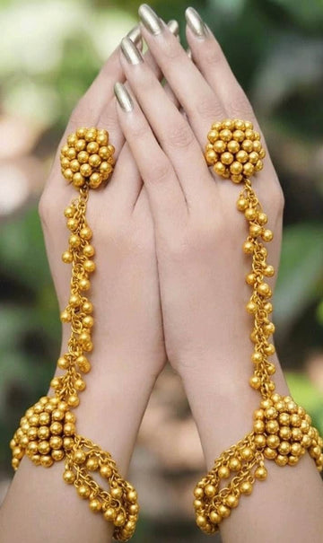 Ghungroo Single Line Hathphool – Statement Hand Jewellery