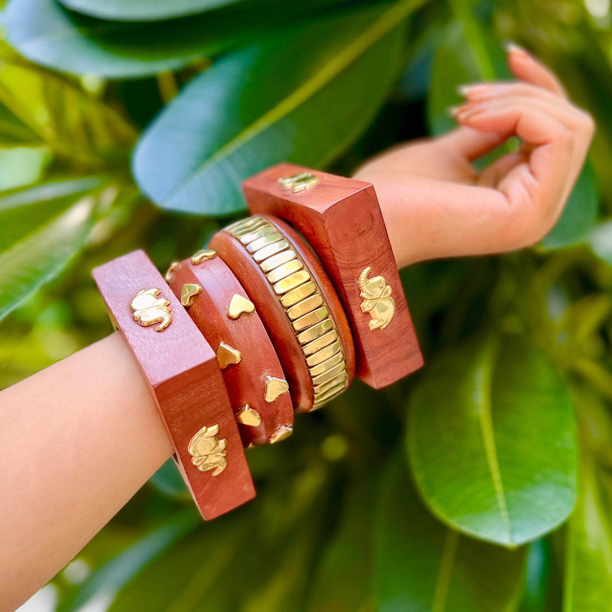 Devi Handcrafted Stack - 4 PCS wooden kada set