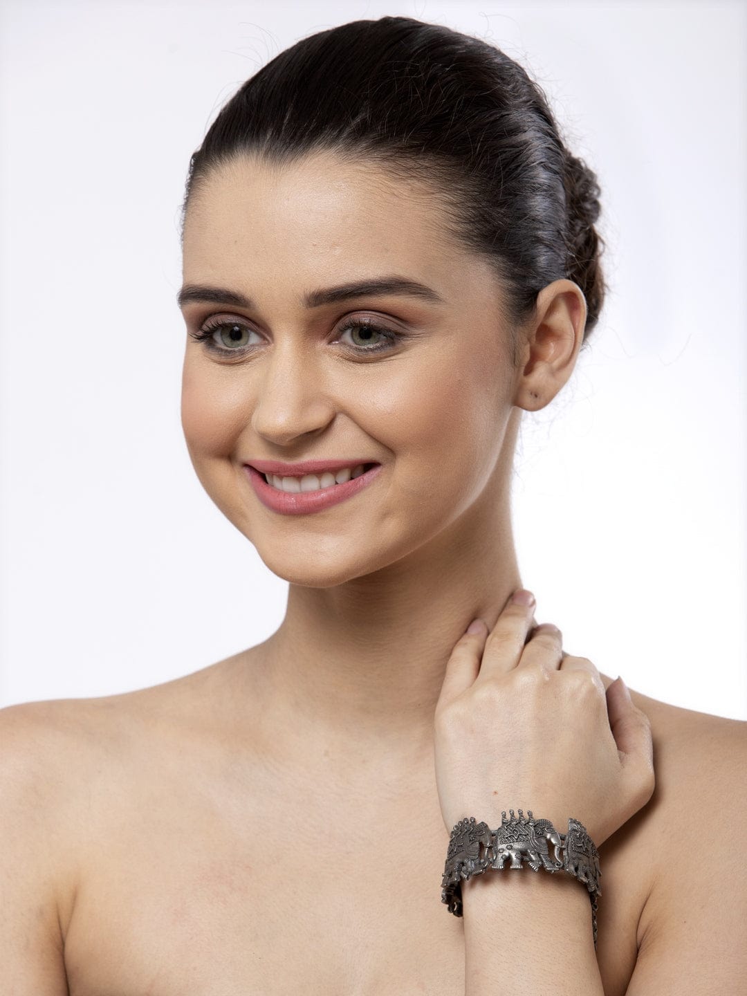 Women Gunmetal-Toned Silver-Plated Handcrafted Tribal Bangle-Style Bracelet