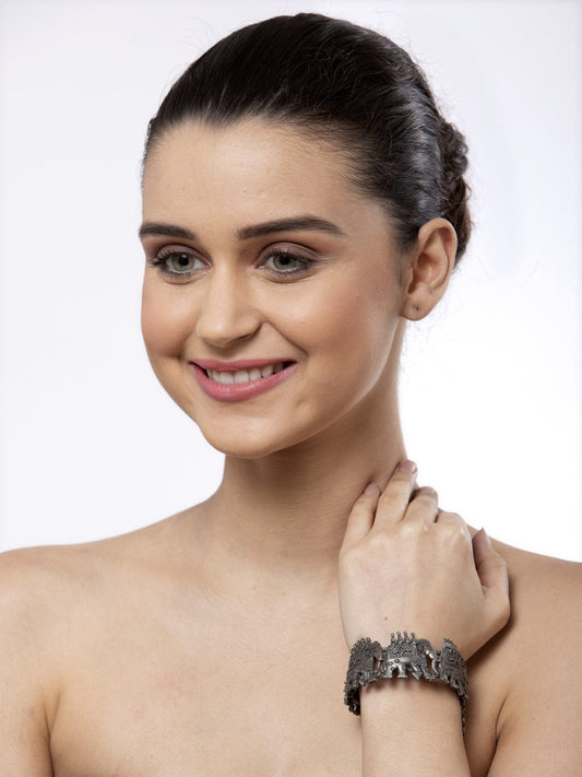 Women Gunmetal-Toned Silver-Plated Handcrafted Tribal Bangle-Style Bracelet