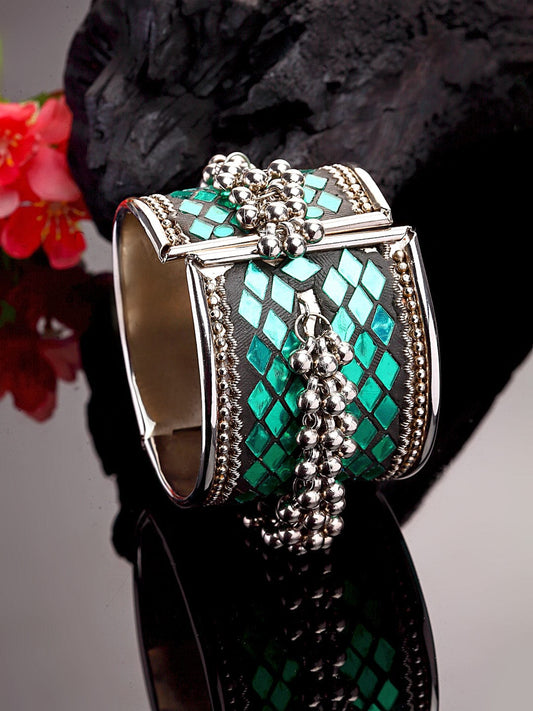 Women Green Mirrors & Ghungru Studded Oxidised Silver Plated Bracelet