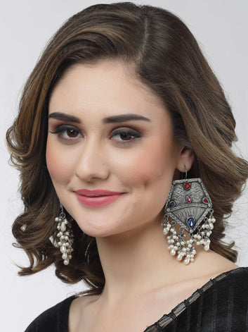Pearl Studded Quirky Earrings