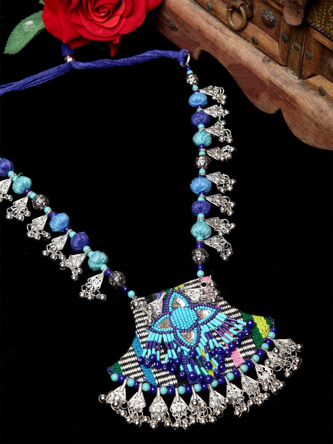 Silver-Toned & Turquoise Blue Brass Silver-Plated Handcrafted Necklace