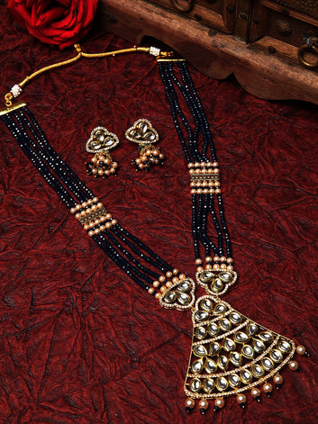 Gold-Plated Blue & White Kundan, Pearls & Onyx Cut Stones Studded Jewellery Set