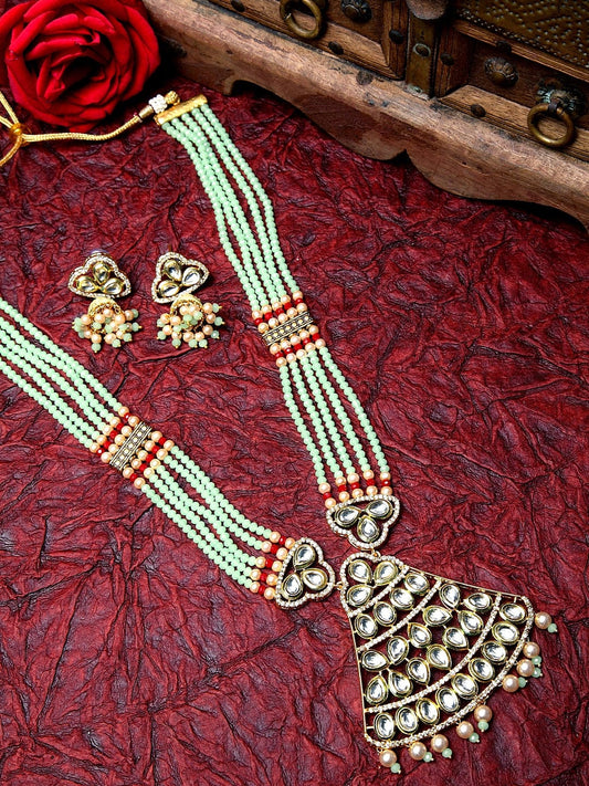 Gold-Plated Kundan-Studded & Pearl Beaded Jewellery SetSet