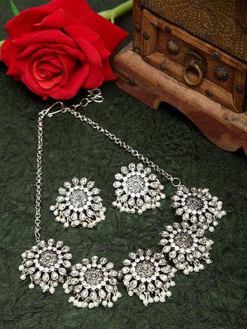 Oxidized Silver-Plated Crystal-Studded & Pearl Beaded Jewellery Set