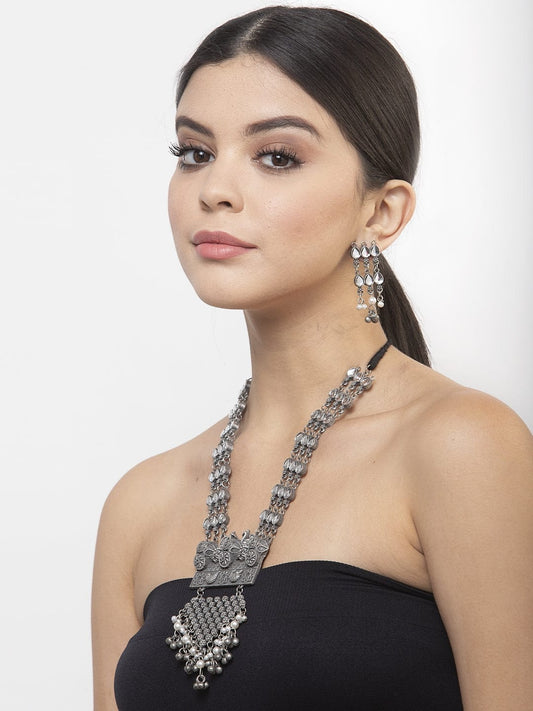 Stones and Pearls Studded Oxidised Silver Plated Handcrafted Temple Jewelry Set