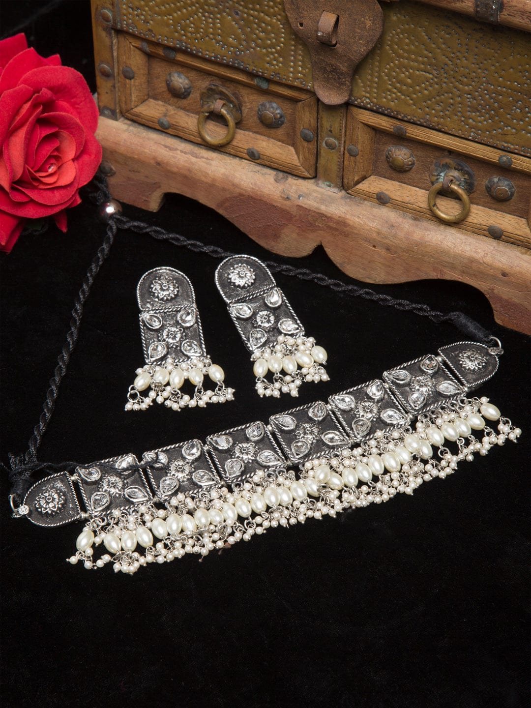 Silver Plated Pearls & Stones Studded Antique Design Handcrafted Jewellery Set