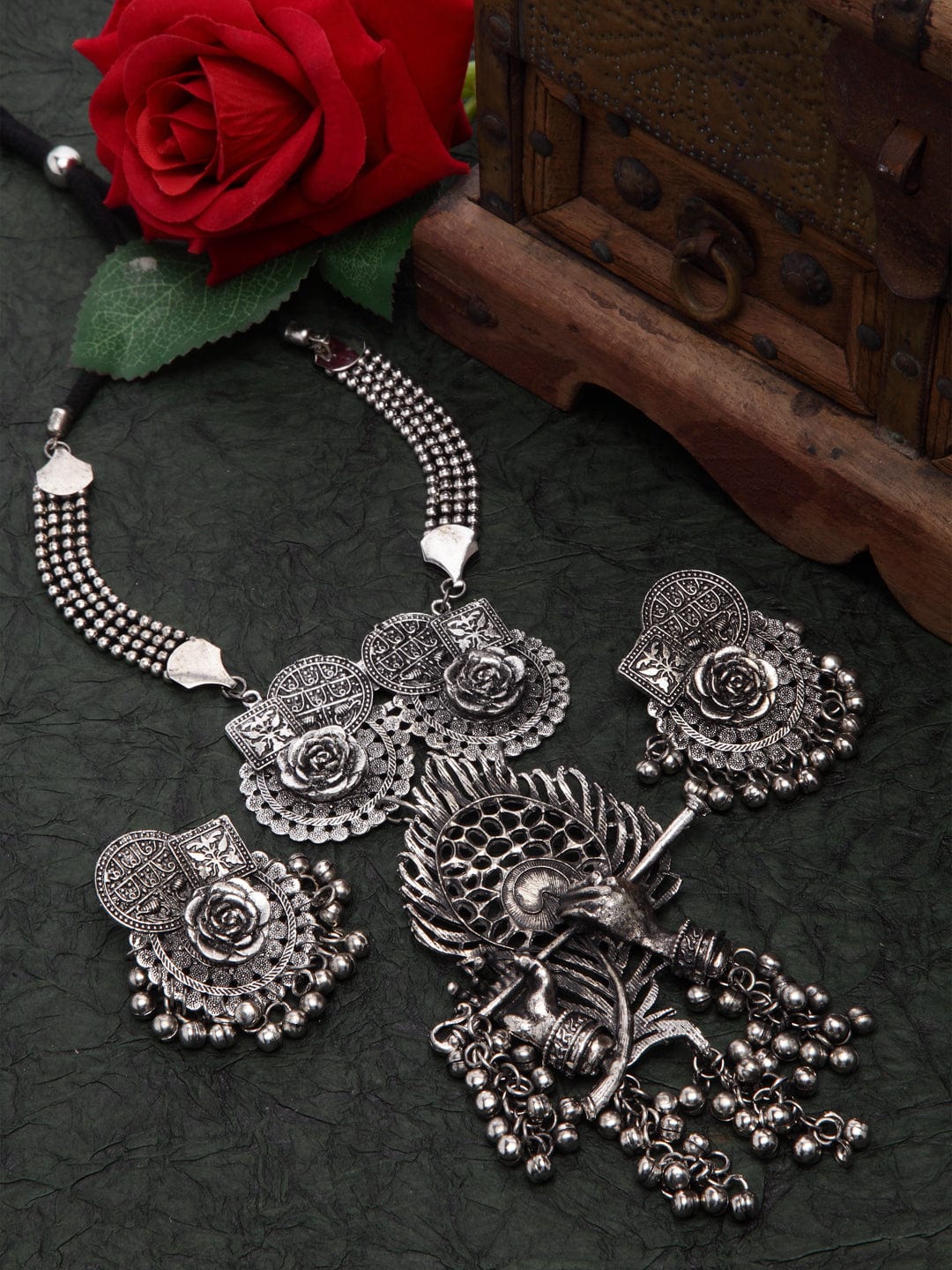 Silver-Toned Brass Silver-Plated Temple Jewellery Set