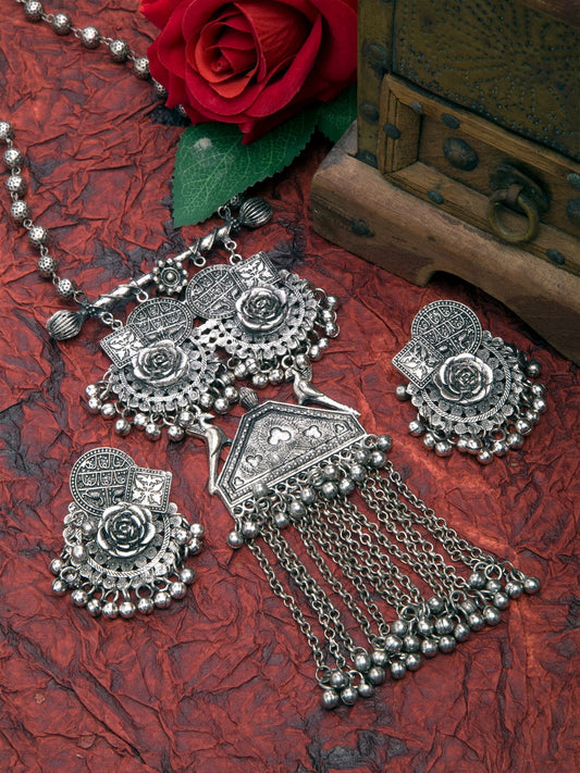 Silver Plated Stone Studded Floral Oxidised Handcrafted Tribal Jewellery Set