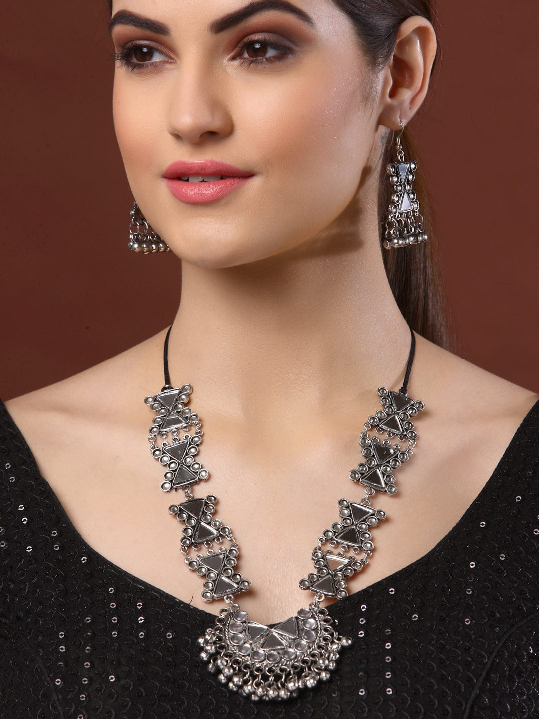 Silver Toned Mirrors & Ghungroo Studded Oxidised Silver Plated Jewellery Set