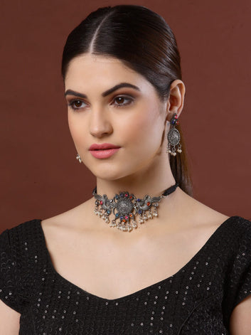 Women Silver-Plated Stones & Pearls Studded Temple Jewellery Set