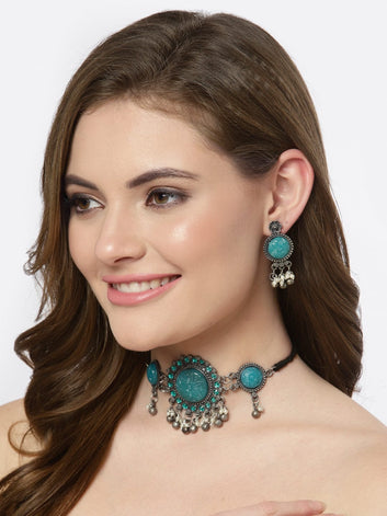 Silver-Plated & Turquoise blue Pearl Studded Jewellery Set