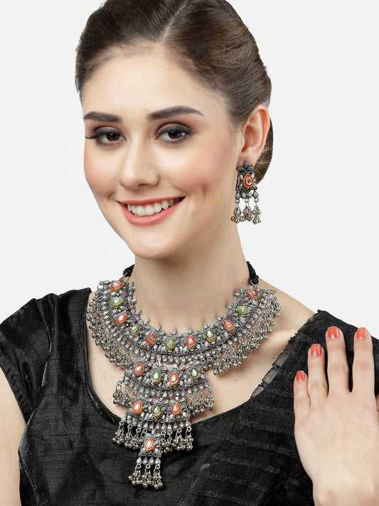 Silver-Plated Kundan-Studded Necklace & Earrings Set