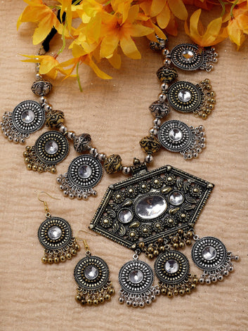 Oxidised Gold-Plated Crystral-Studded & Beaded Jewellery Set