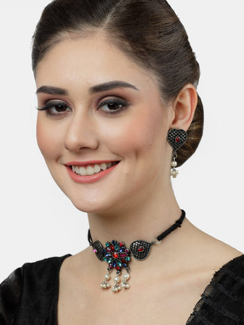 Silver-Plated Crystal-Studded & Pearl Beaded Jewellery Set