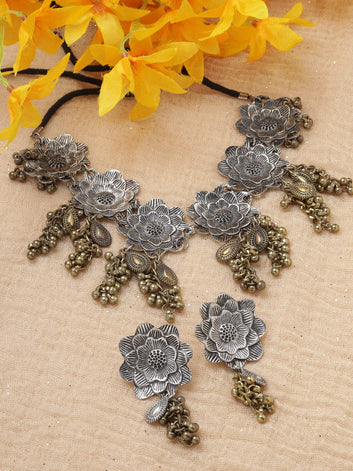 Silver-Plated Floral Design Jewellery Set
