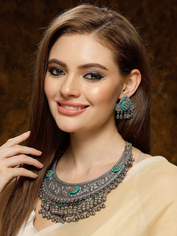 SILVER-PLATED CRYSTAL STUDDED CHOCKER NECKLACE SET