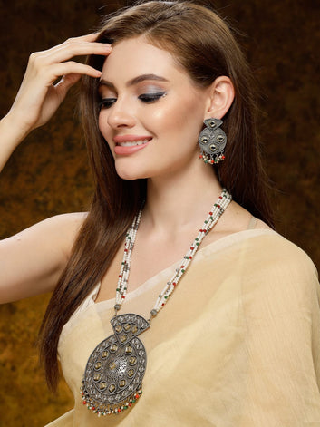 Handcrafted Stones & Pearls Studded Oxidised Silver Plated Antique Tribal Jewellery Set