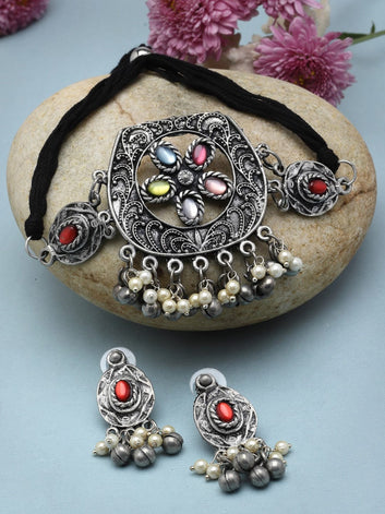 Stones & Pearls Studded Engraved Antique Design Oxidised Silver Plated Jewellery Set