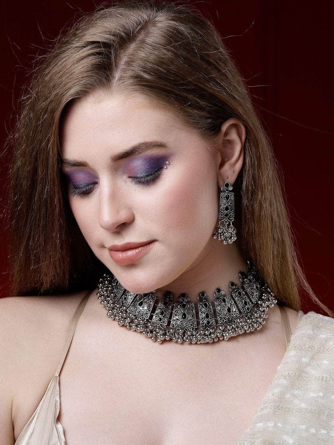 Black Stones Studded Floral Design Saujanya Jewellery Set