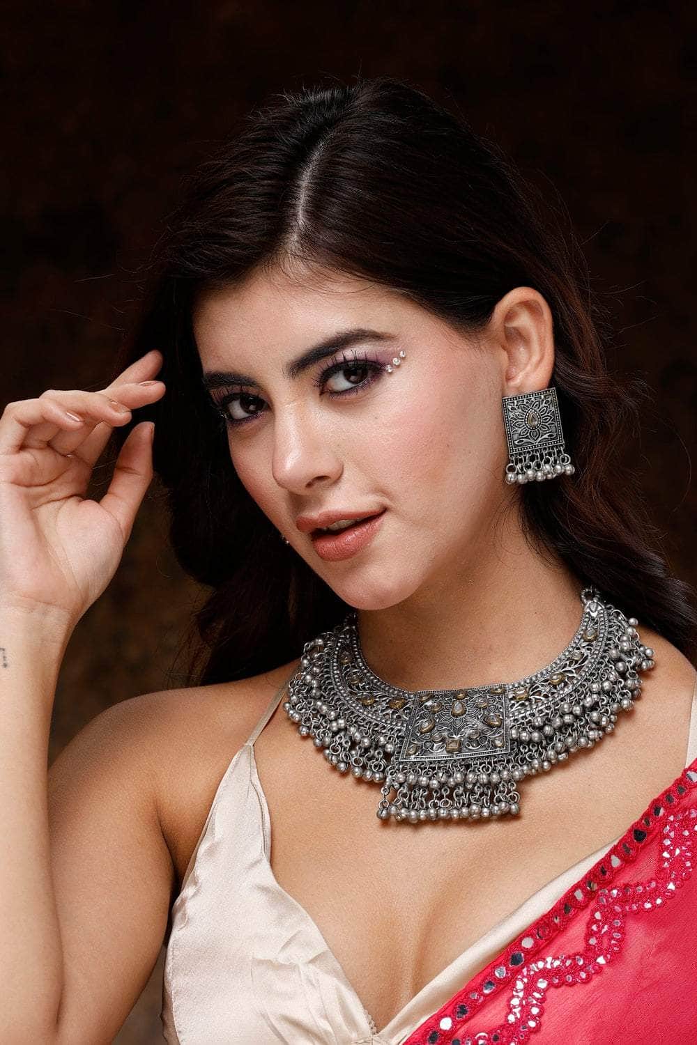 Silver-Plated Metallic Kundan & Ghungroo Studded Oxidised Jewellery Set