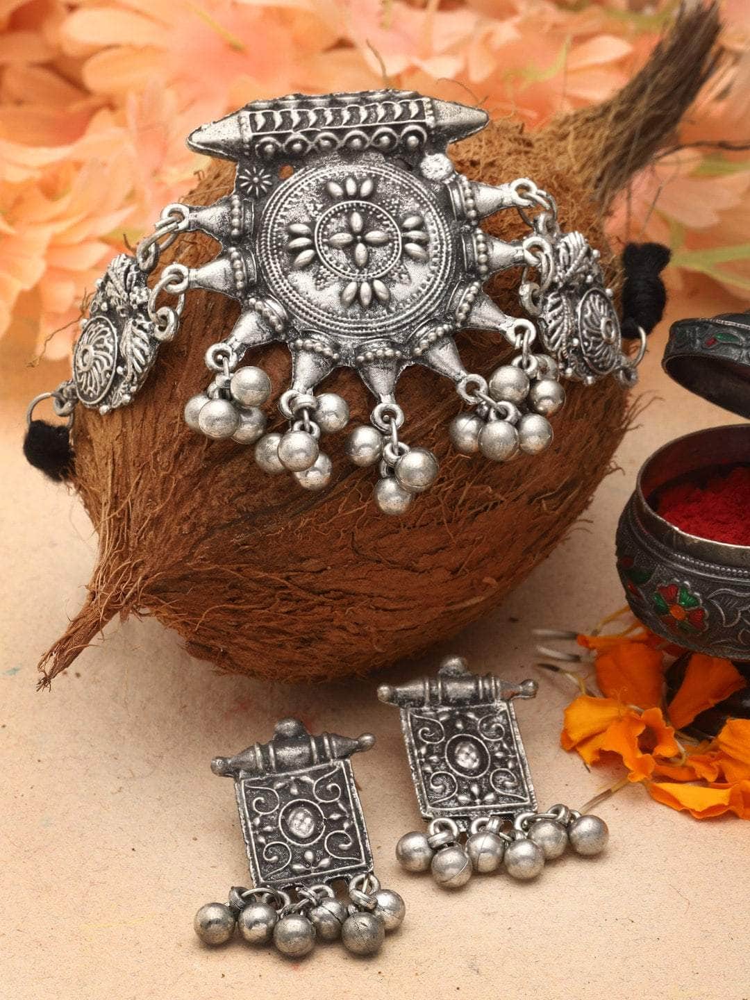 Ghungroo Studded Oxidised Silver Plated Choker Jewellery Set