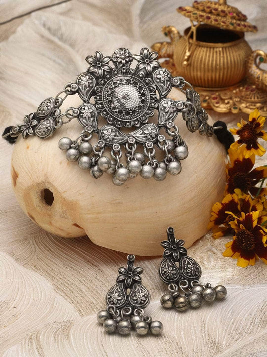 Ghungroo Studded Oxidised Silver Plated Choker Jewellery Set