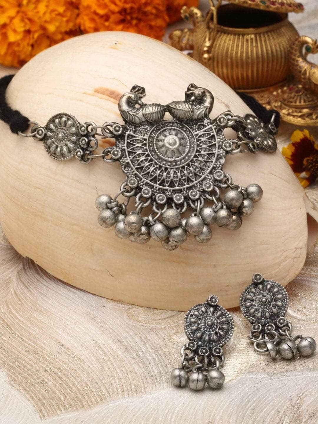 Ghungroo Studded Oxidised Silver Plated Choker Jewellery Set