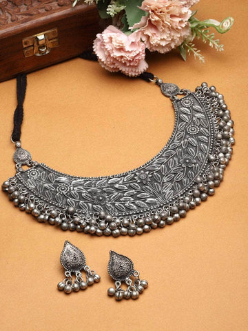 Silver Plated Ghungroo Studded Oxidised  Choker Jewellery Set