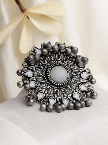 Silver-Plated Off White Crystal Studded Oxidised Filgree Work Finger Ring
