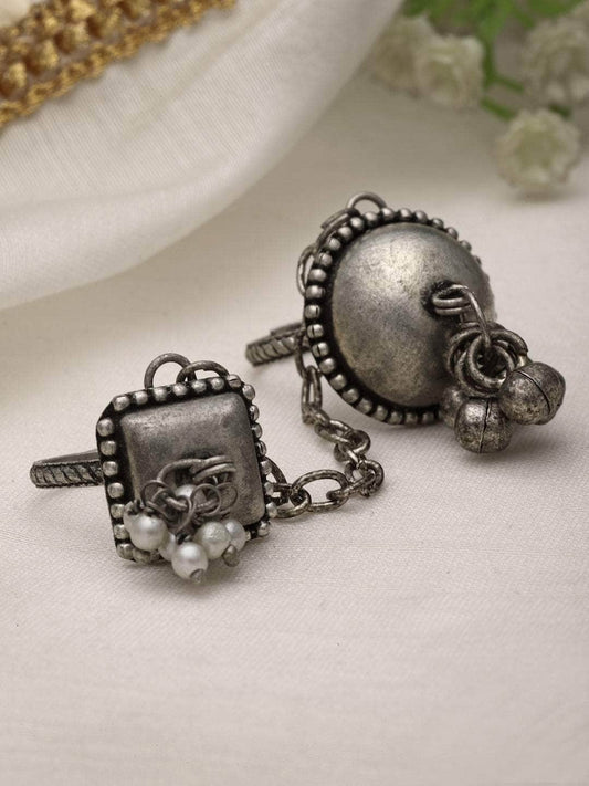 Antique Design Oxidised Silver Plated Finger Ring