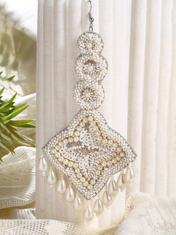 Silver-Plated White Pearls Studded Maang Tikka