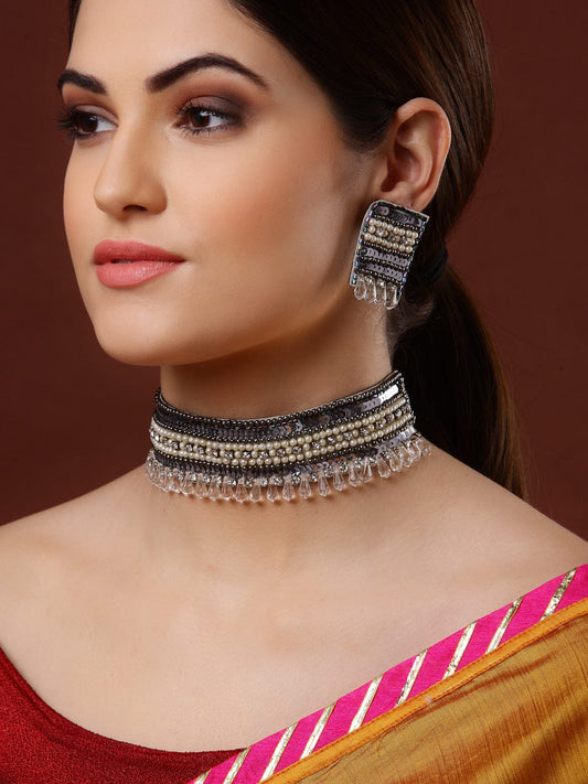 Off White Oxidised Brass Handcrafted Jewellery Set